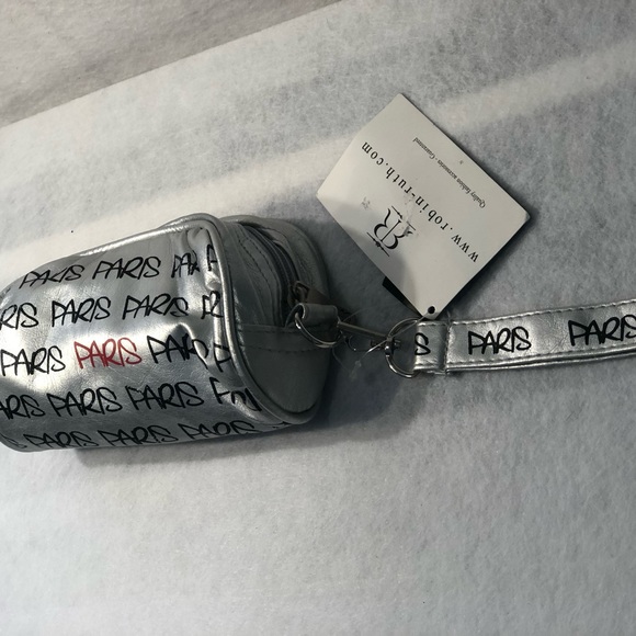 Robin Ruth Wristlet Paris NWT - Picture 3 of 9